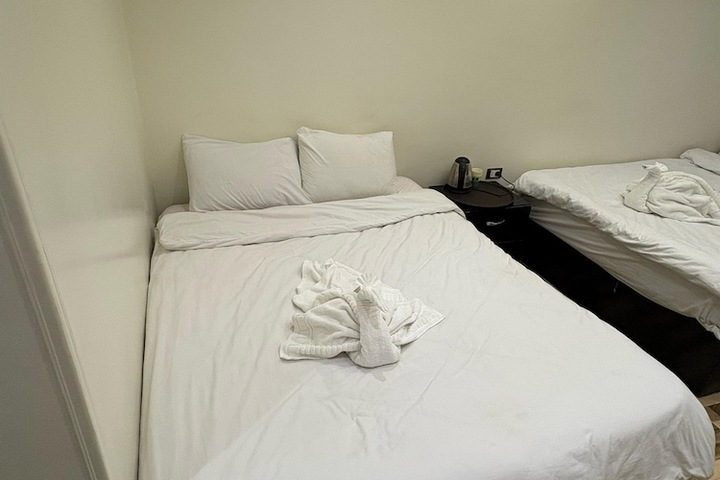 Room 7 of 23