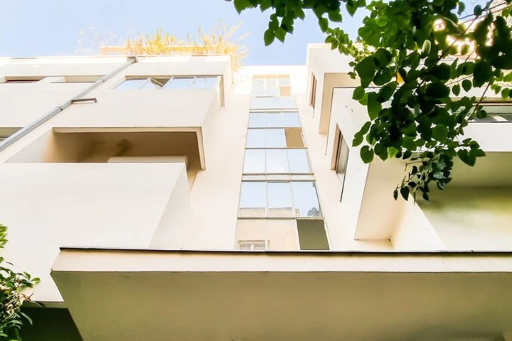 Exterior of Charming 2BDR apt W Private Garden TL41