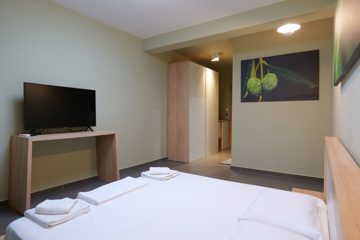 Room 30 of 108