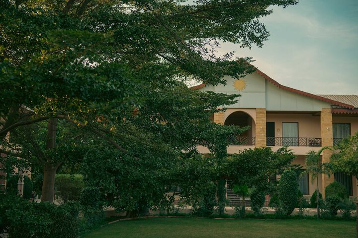 Hotel 96 of 101