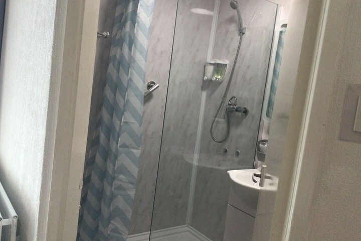 Room 117 of 170