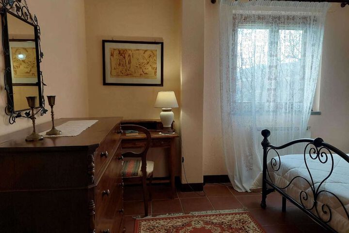 Room 17 of 160
