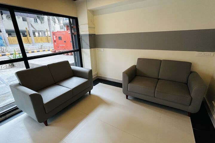 Room 18 of 31