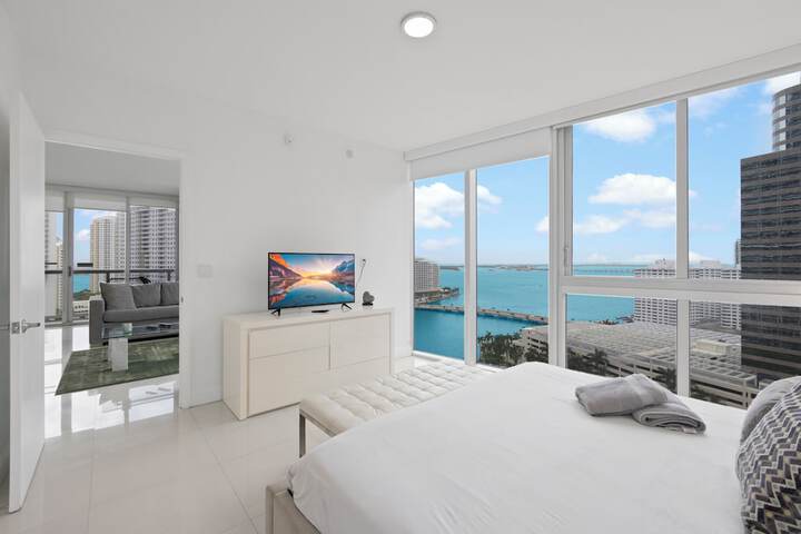 Room 2 of 44