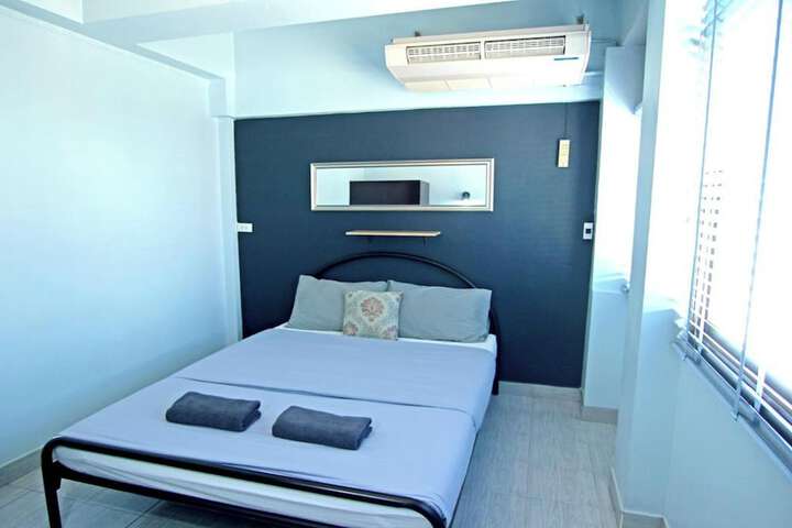 Room 8 of 50