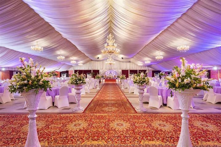 Ballroom/Hall 28 of 35