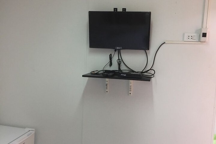 Room 35 of 189