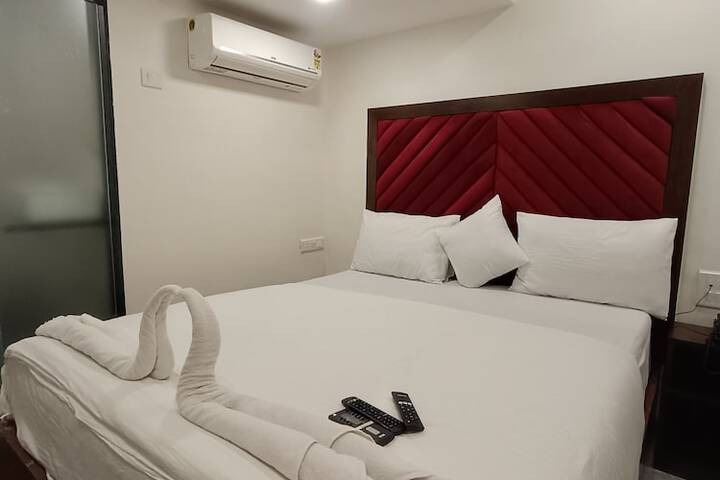 Room 9 of 39