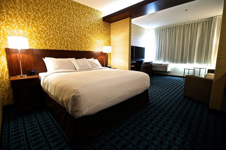 Room 5 of 25