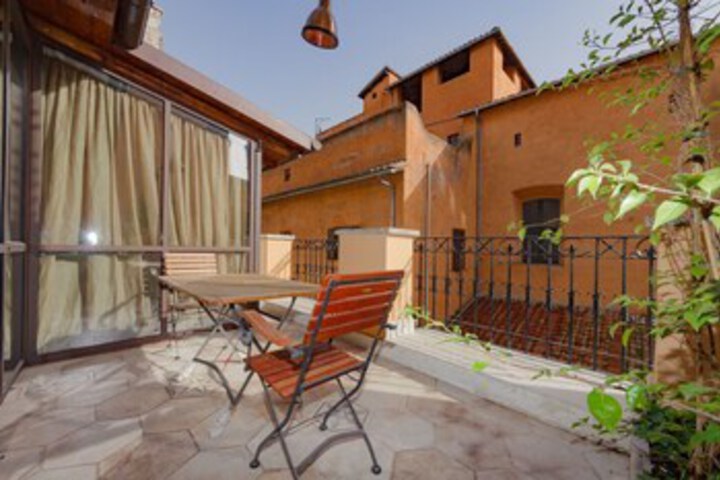 Terrace/Patio 5 of 37