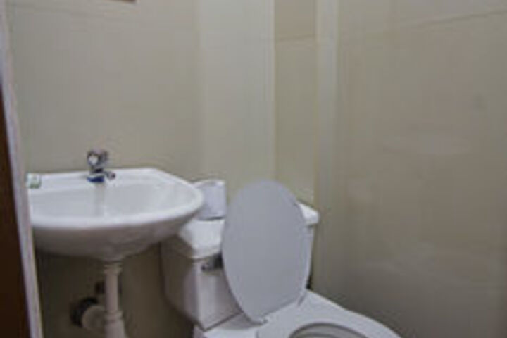 Room 3 of 13