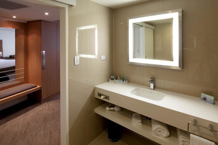 Room 13 of 50