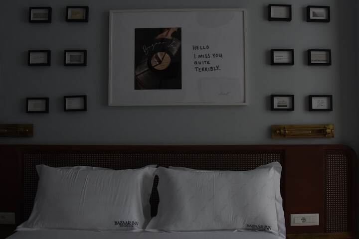 Room 5 of 60