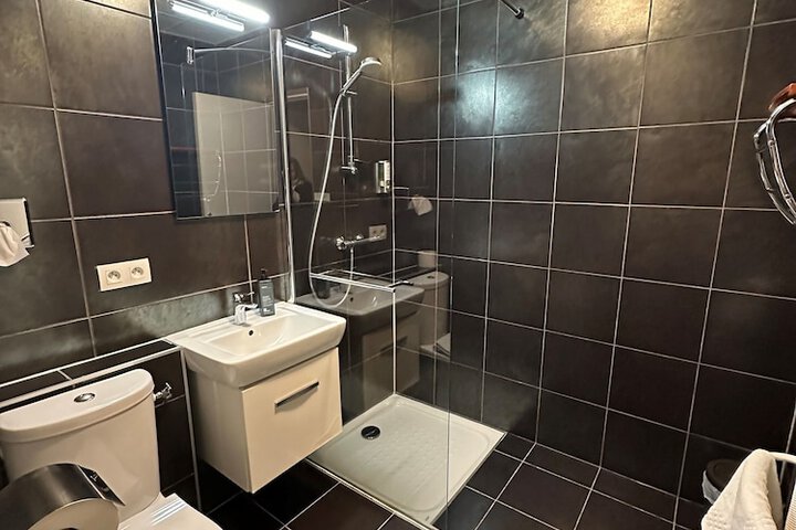 Bathroom Interior Photo