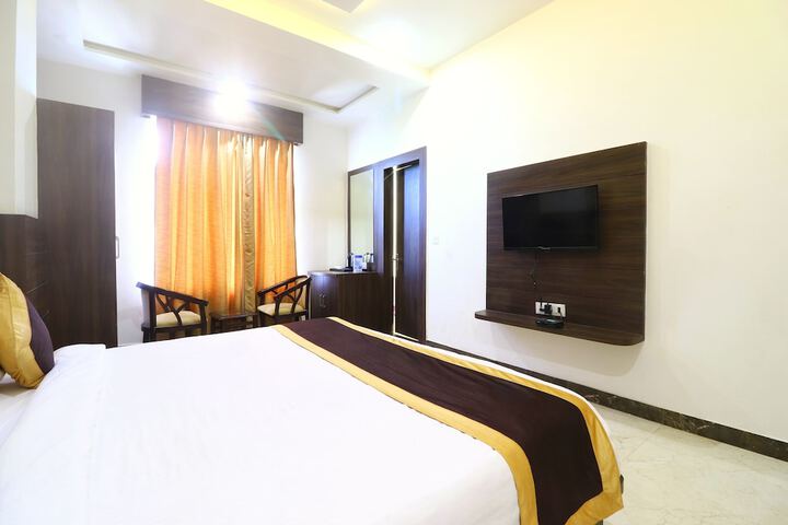 Room 10 of 39