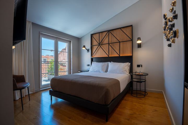 Room 25 of 71