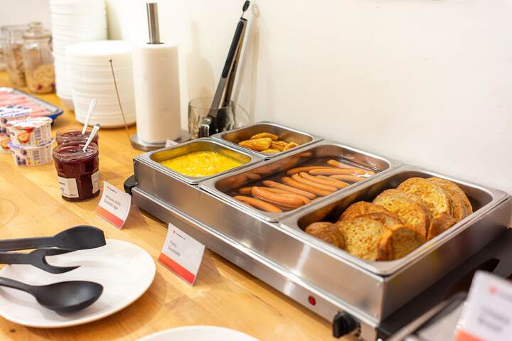 Breakfast/Coffee Service 65 of 68