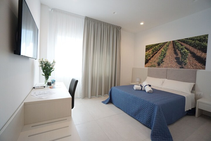 Room 8 of 29