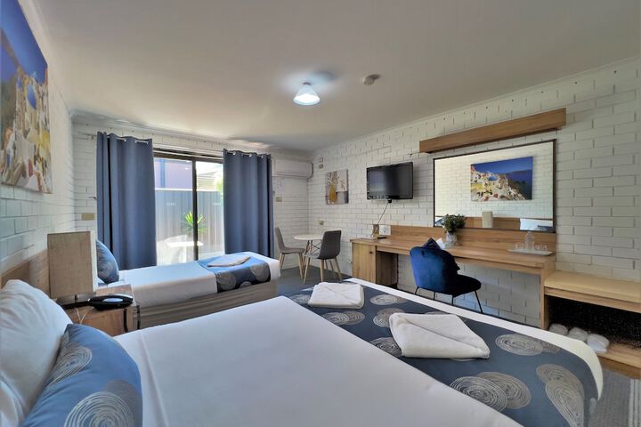 Room 8 of 47