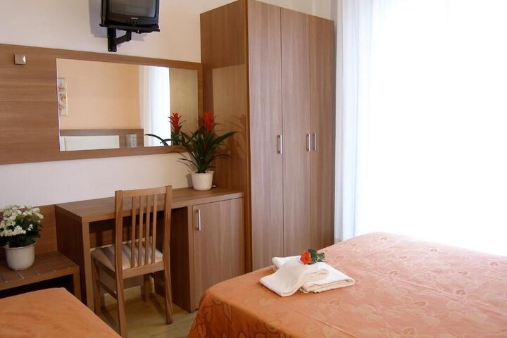 Room 7 of 55