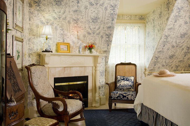 Room 35 of 82