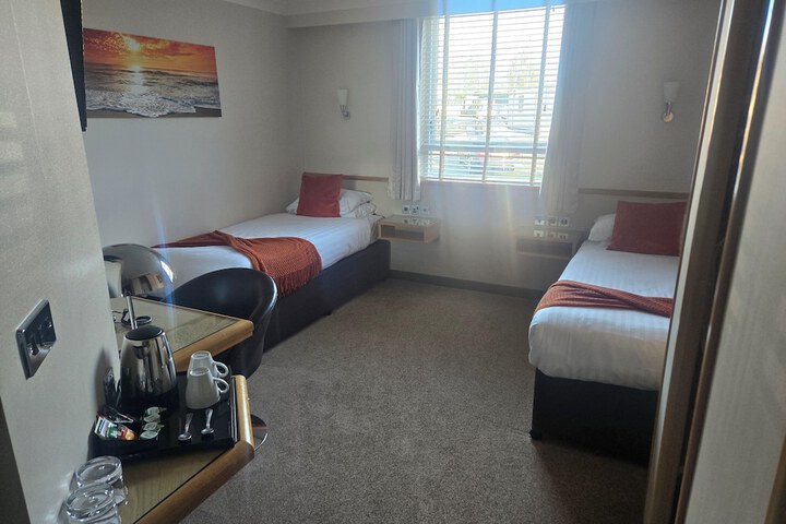 Room 31 of 43