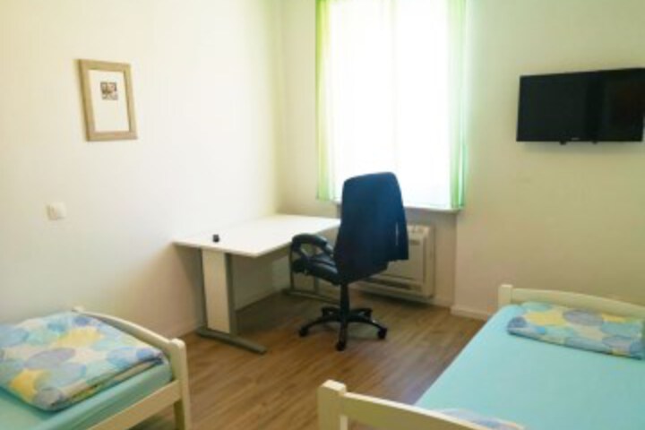 Room 8 of 48