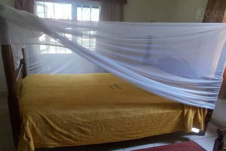 Room 2 of 12