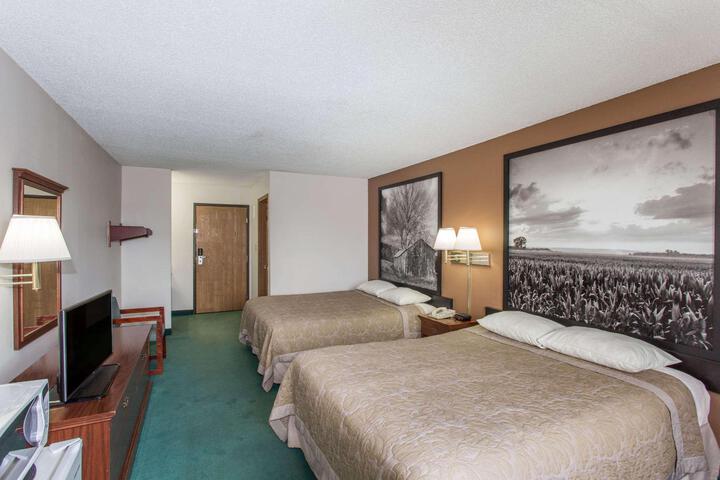 1 King Bed (9 of 14)