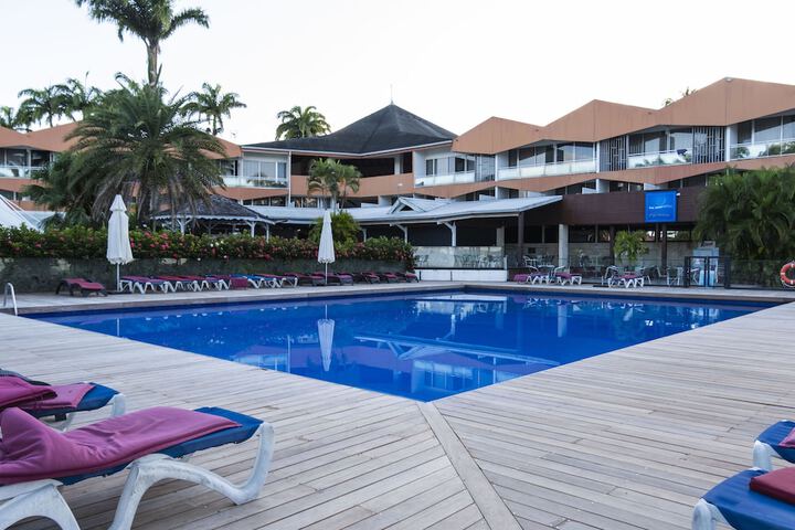 Pools & Facilities