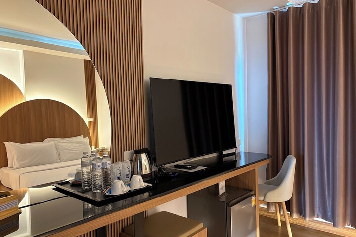 Room 13 of 39