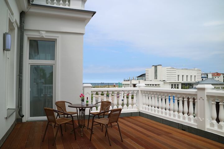 Terrace/Patio 11 of 42