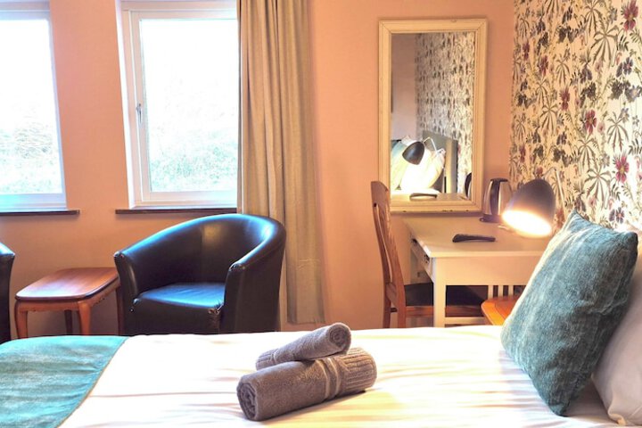 Room 10 of 68
