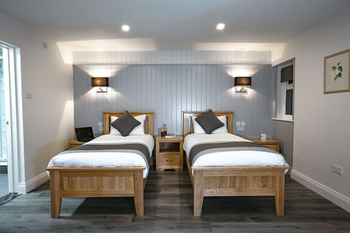 Room 20 of 76