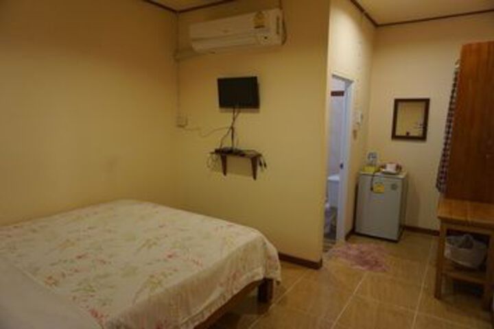 Room 18 of 31