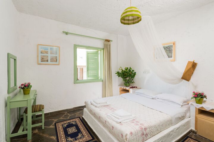 Room 2 of 24
