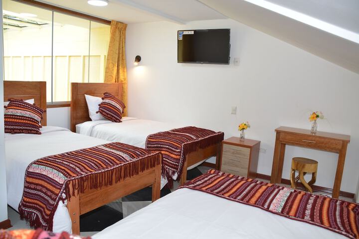 Room 10 of 43