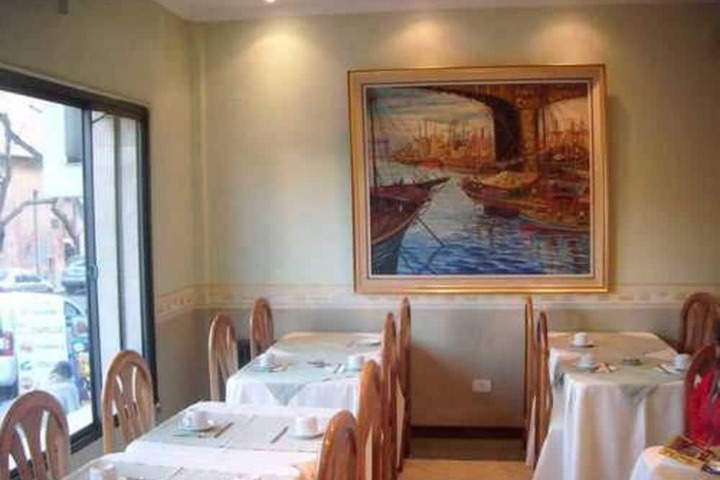 Dining Photos