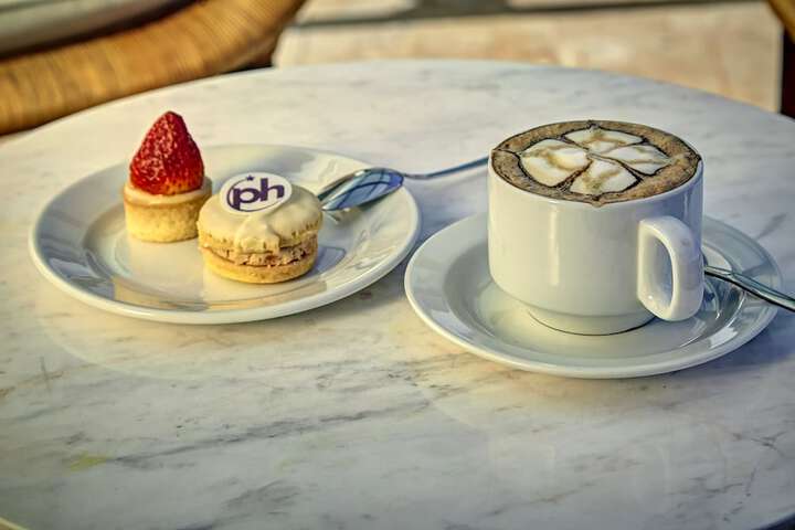 Breakfast/Coffee Service 198 of 261