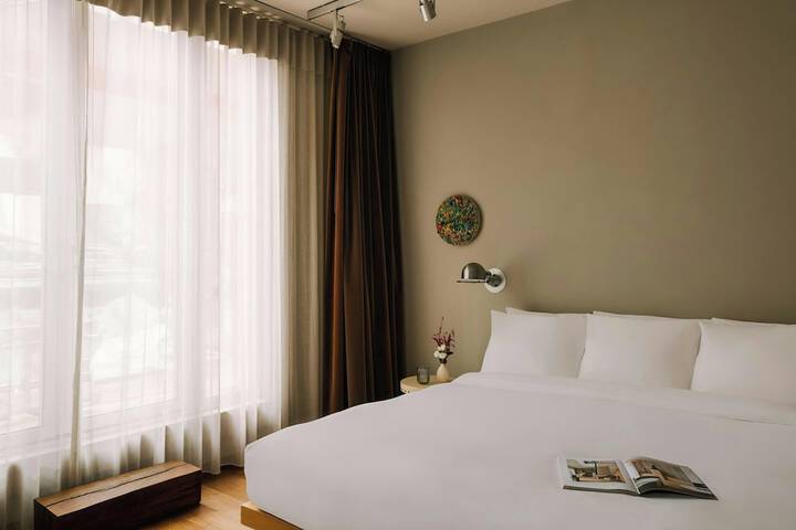 Room 18 of 71