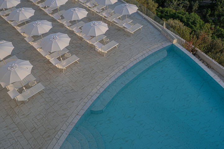 Pool 89 of 211