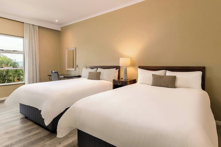 Room 4 of 42