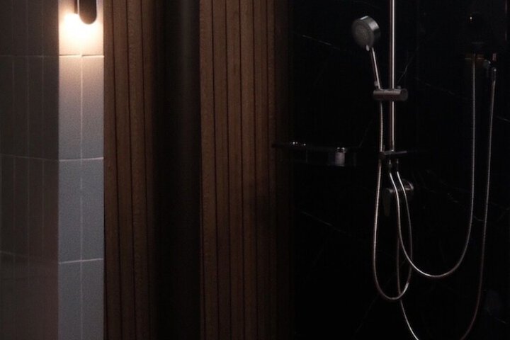 Room 69 of 112