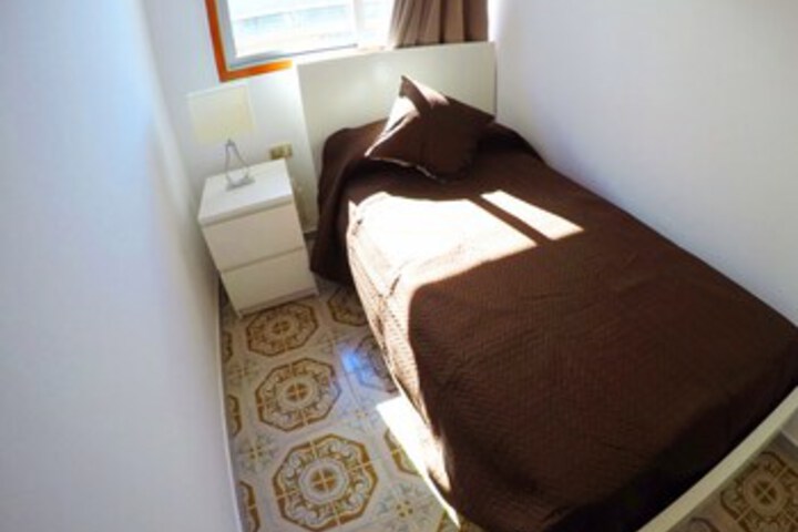 Room 7 of 24