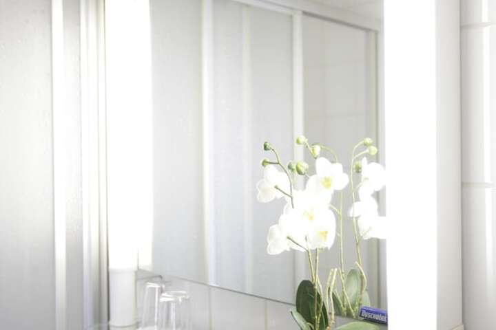 Room 12 of 32