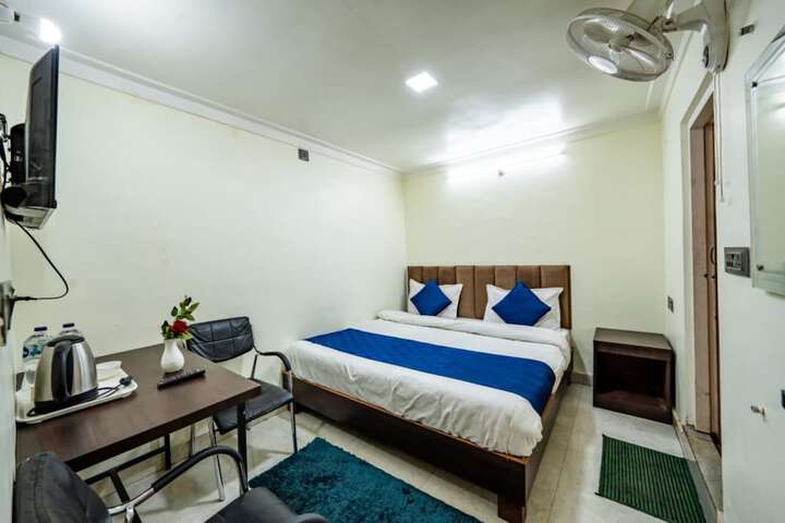 Room 2 of 14