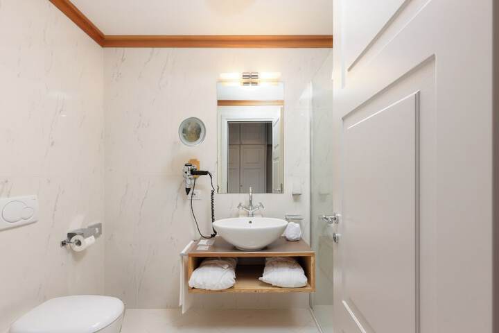 Bathroom Vanities
