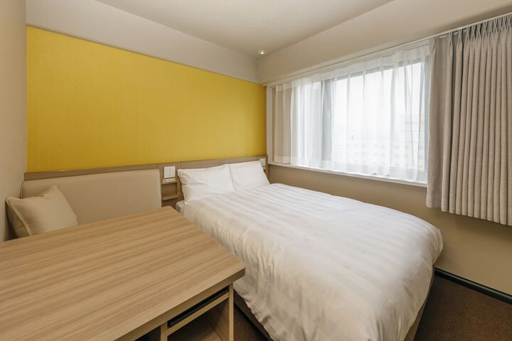 Room 5 of 31