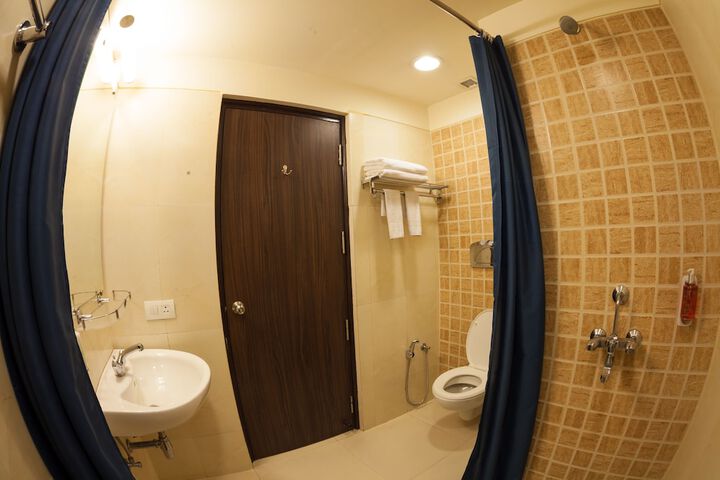Room 26 of 52