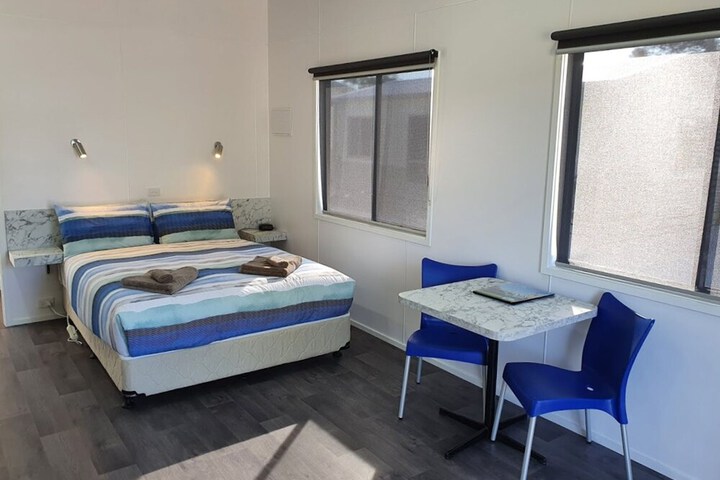 Room 15 of 73